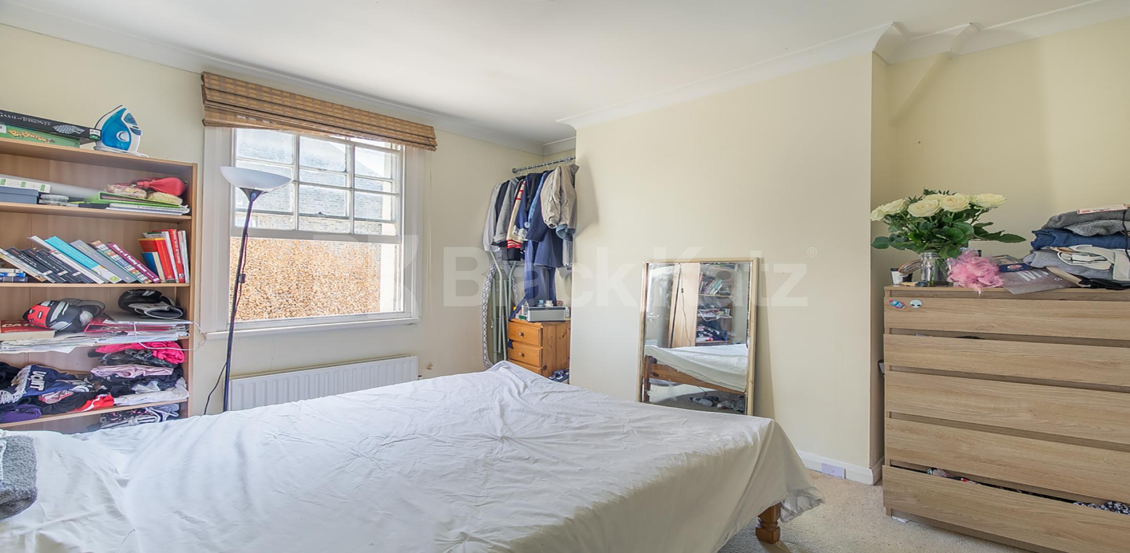 			3/4 BED & 2 BATH PERIOD HOUSE IN CAMDEN!, 3 Bedroom, 1 bath, 1 reception Terraced House			 Pratt Street, CAMDEN